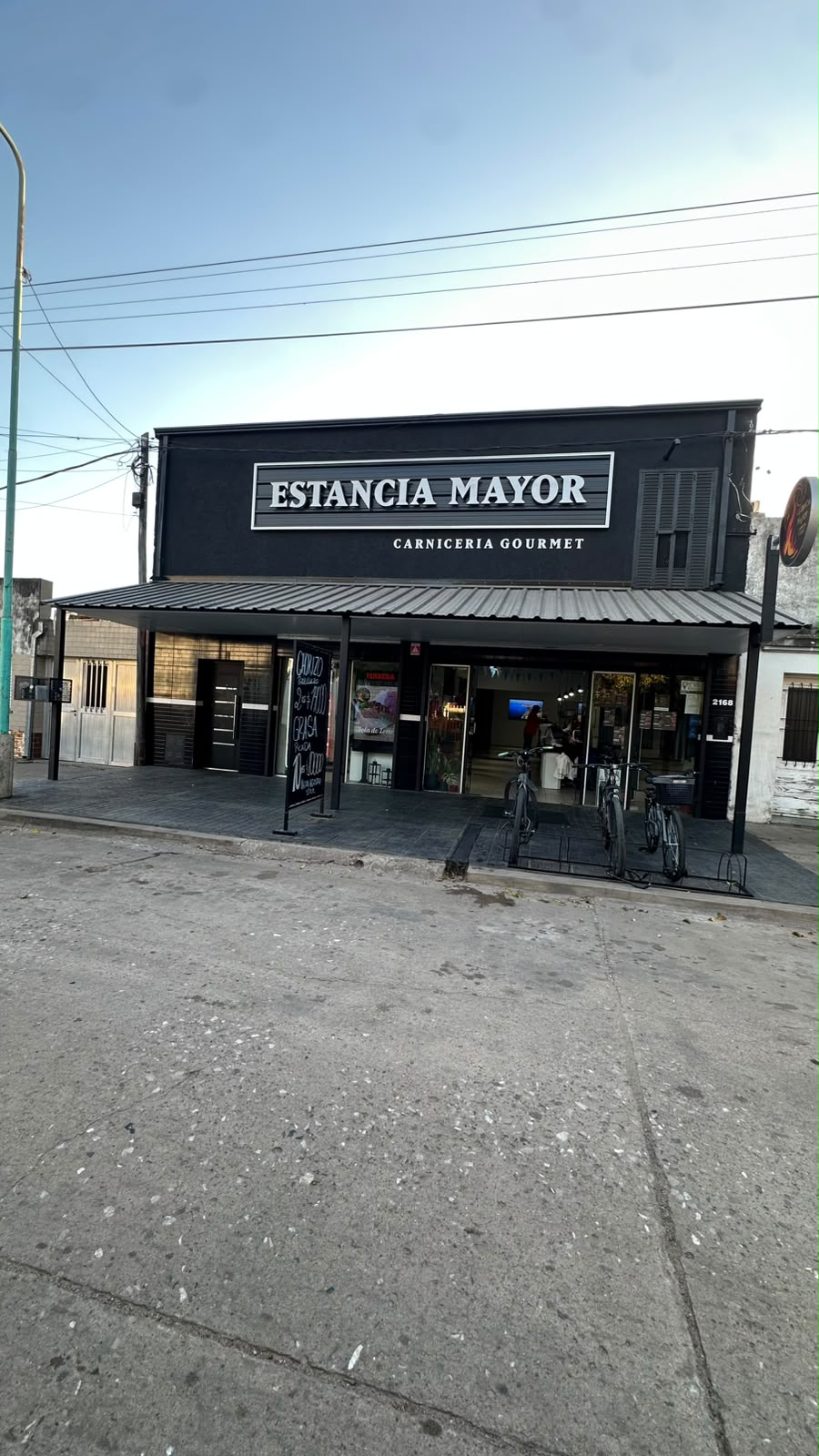 Frente de la sucursal Buenos Aires 2168